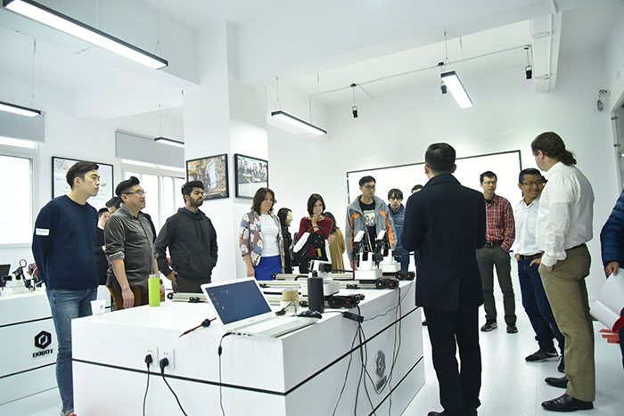 Dobot Distributors visit dobot office